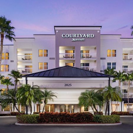 Courtyard By Marriott Miami Aventura Mall Экстерьер фото