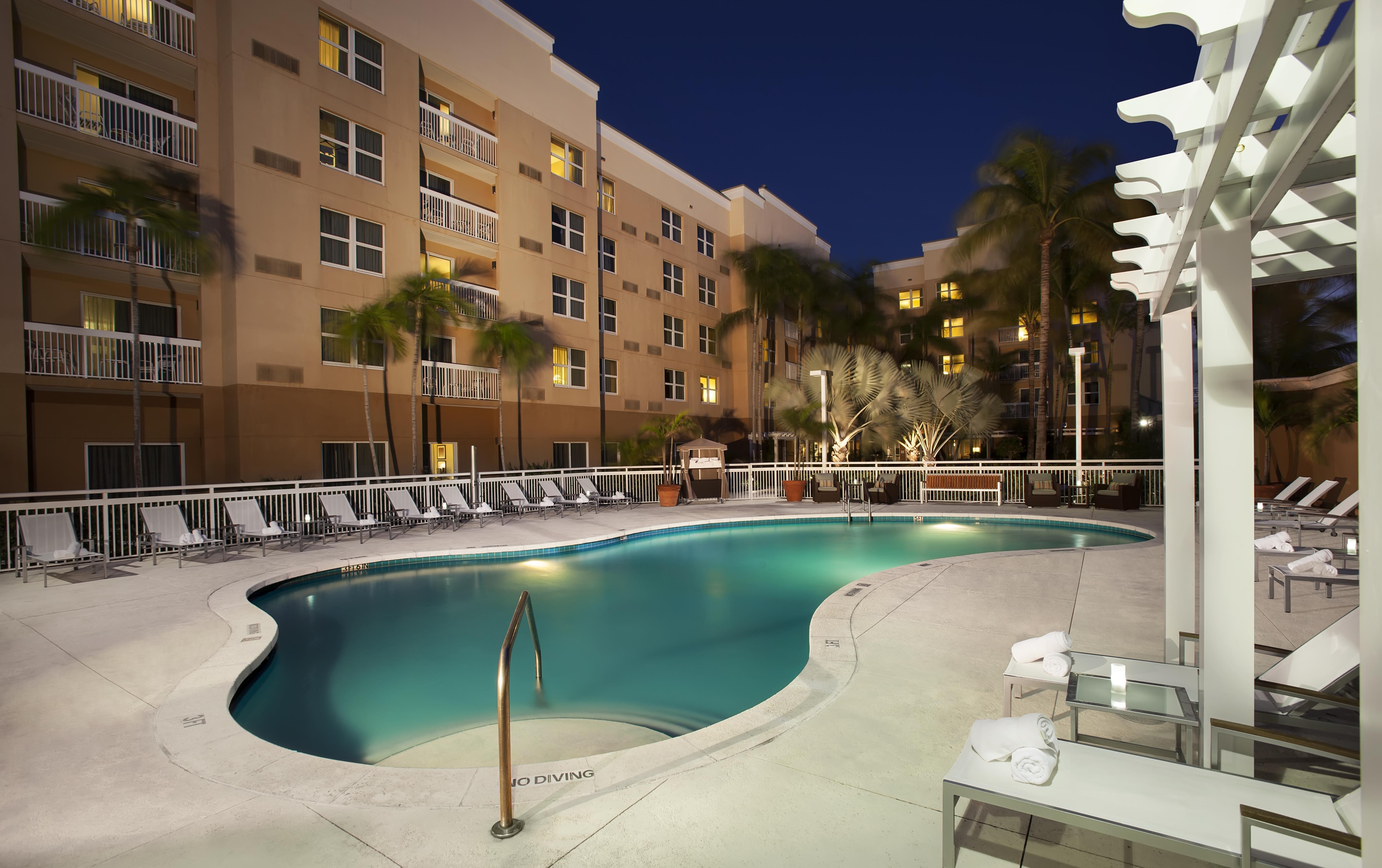 Courtyard By Marriott Miami Aventura Mall Экстерьер фото