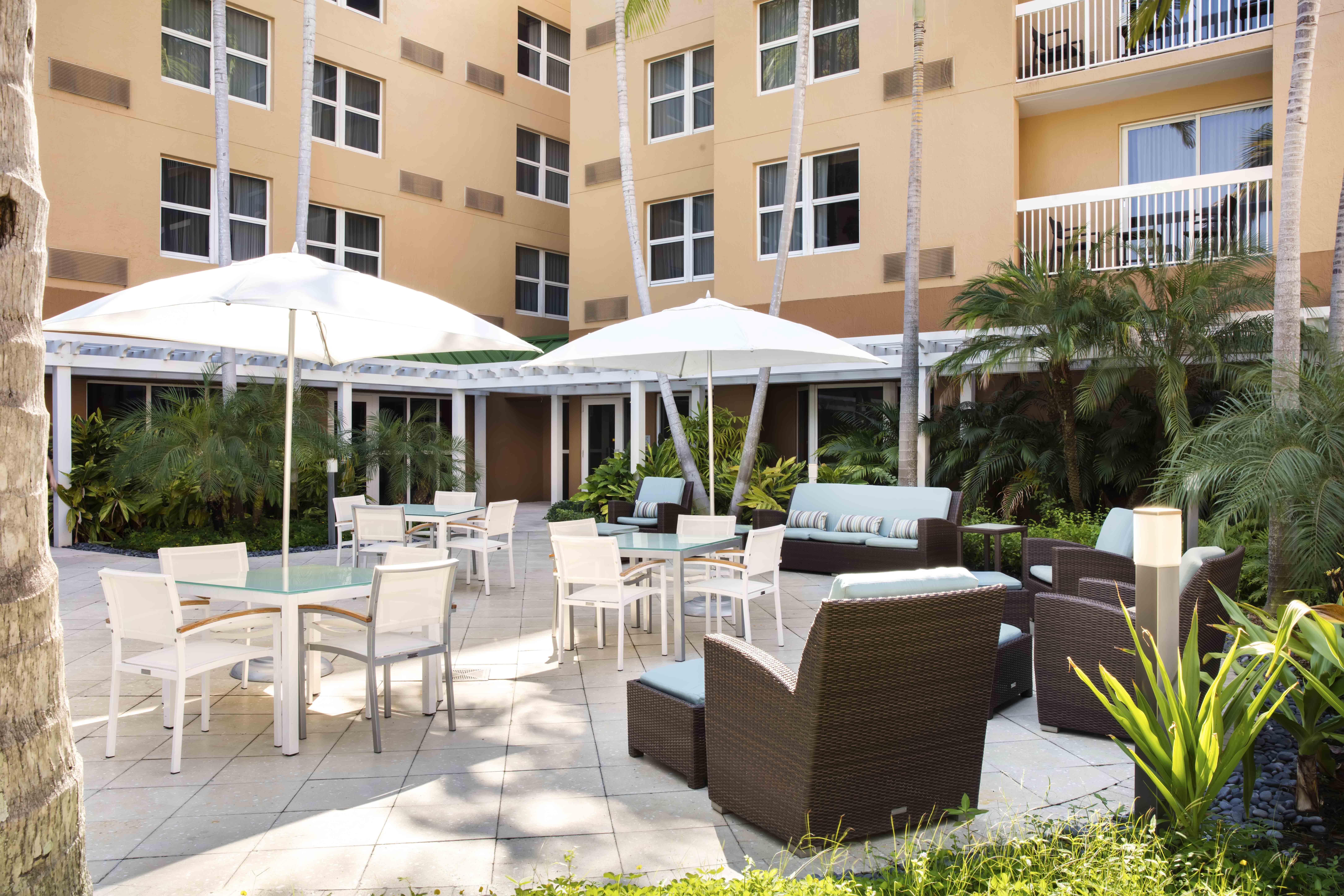 Courtyard By Marriott Miami Aventura Mall Экстерьер фото
