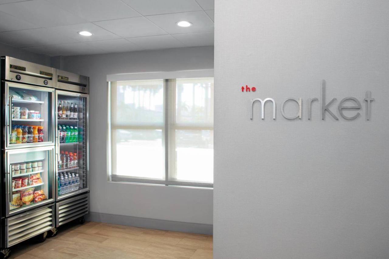 Courtyard By Marriott Miami Aventura Mall Экстерьер фото