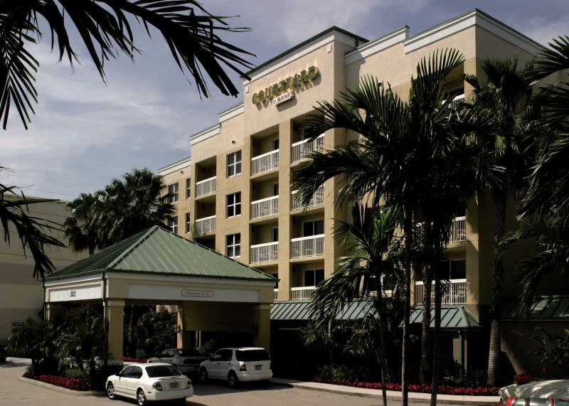 Courtyard By Marriott Miami Aventura Mall Экстерьер фото