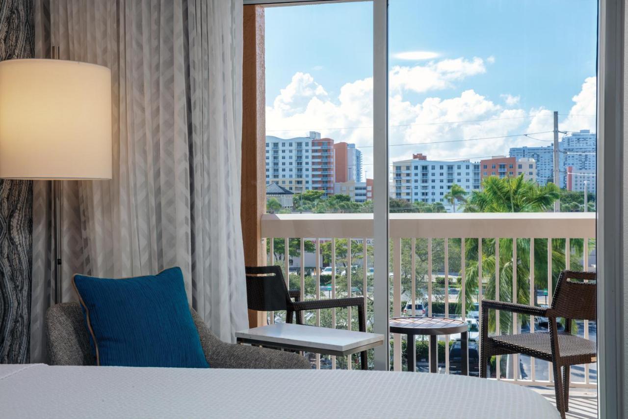 Courtyard By Marriott Miami Aventura Mall Экстерьер фото